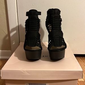 JustFab, Black Wedges